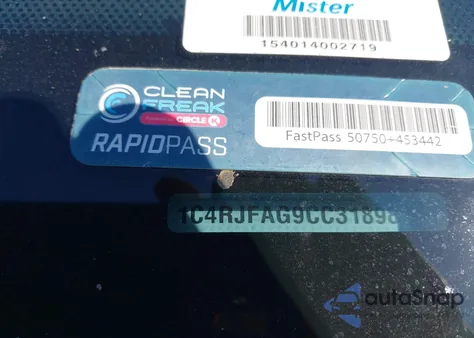 2012 Jeep Grand Cherokee Laredo z USA, uszkodzony, nr VIN 1C4RJFAG9CC318981